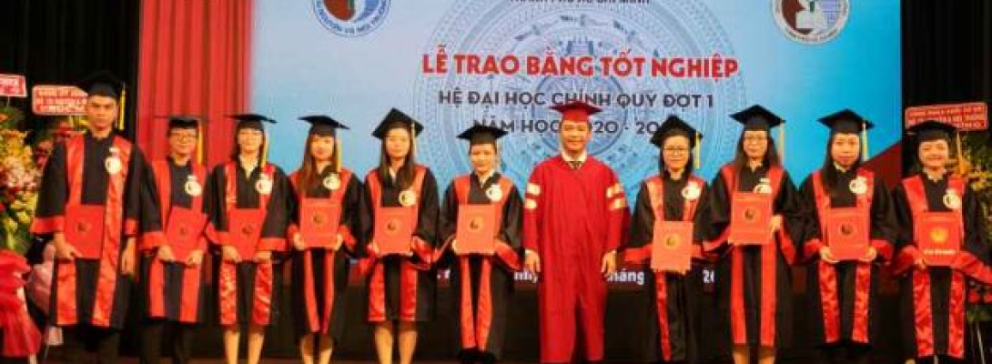 Lễ trao bằng tốt nghiệp
